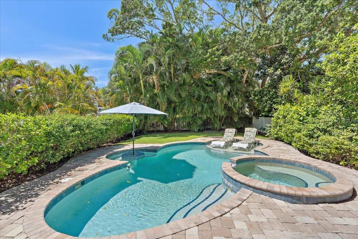 Private Heated Pool & Spa