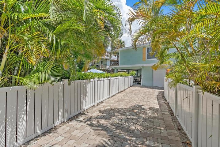 Driveway located off 60th Street