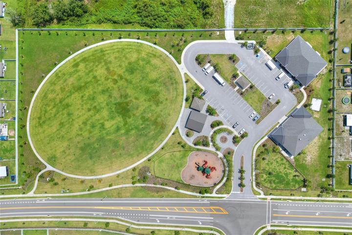 Walking Area, Park and Mail Boxes