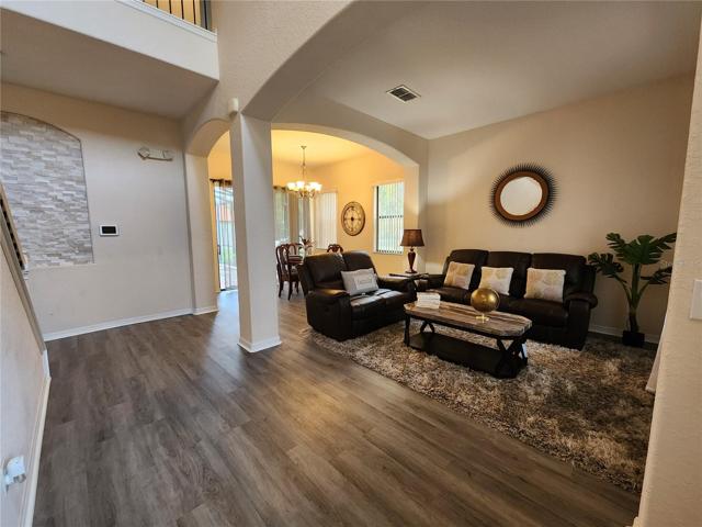 FRONT DOOR ENTRANCE