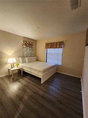 ROOM 2