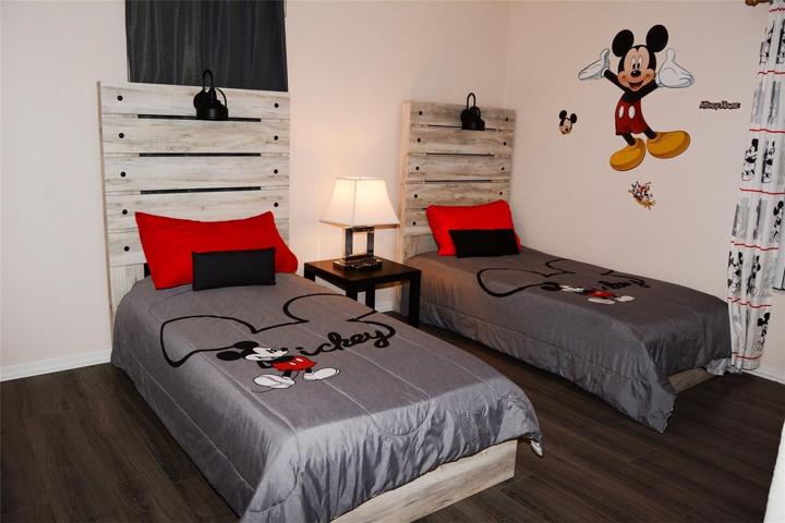 ROOM 3