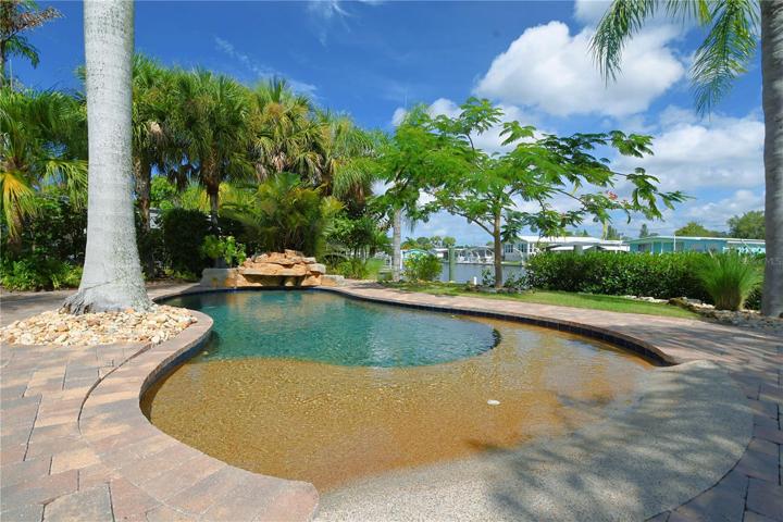 The zero entry pool mirrors that of a high end resort.