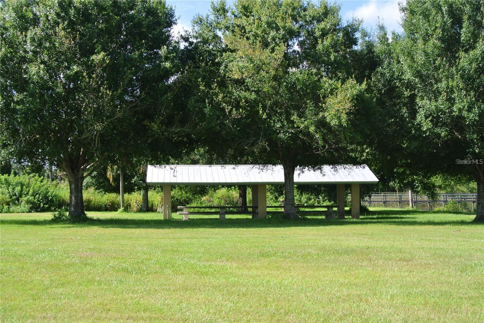 Peace River Shores picnic pavillion