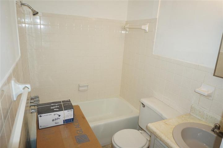 Unit A bath