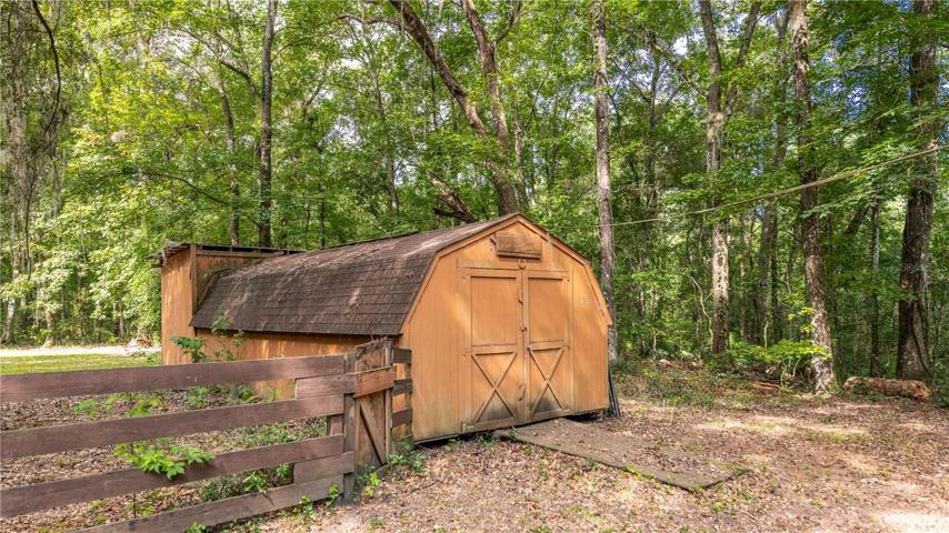 Storage shed