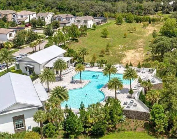 Resort Style Pool and Clubhouse