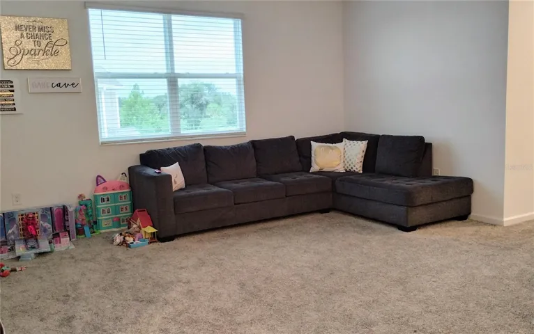 Very spacious loft - second floor