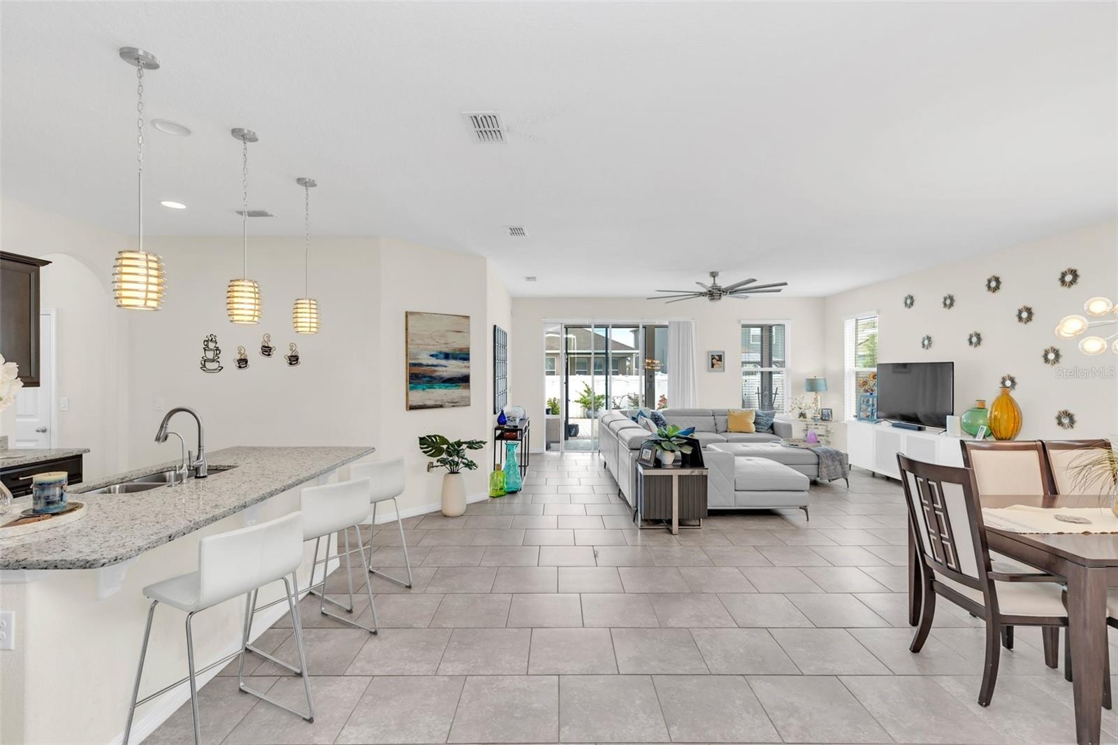family,kitchen dinning