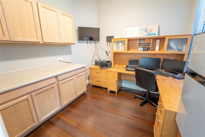 BONUS ROOM IN PRIMARY SUITE...