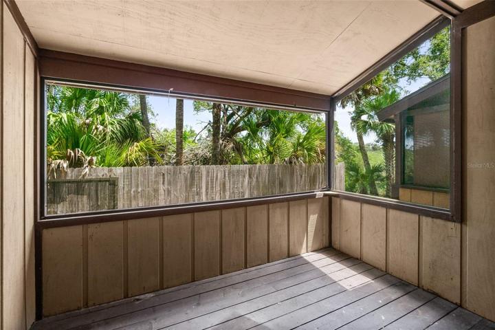 1st floor private patio