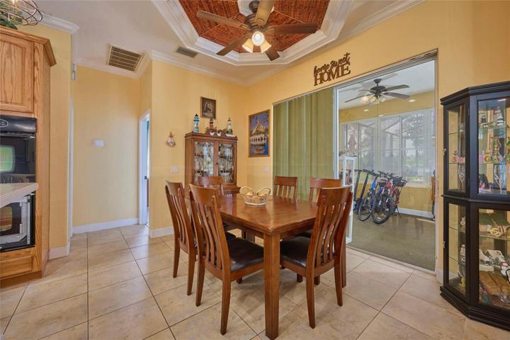 Breakfast area