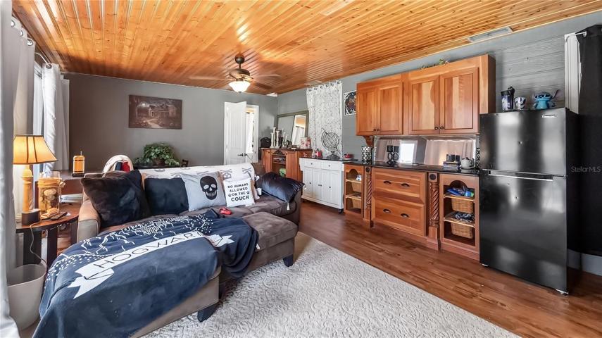 IN-LAW SUITE