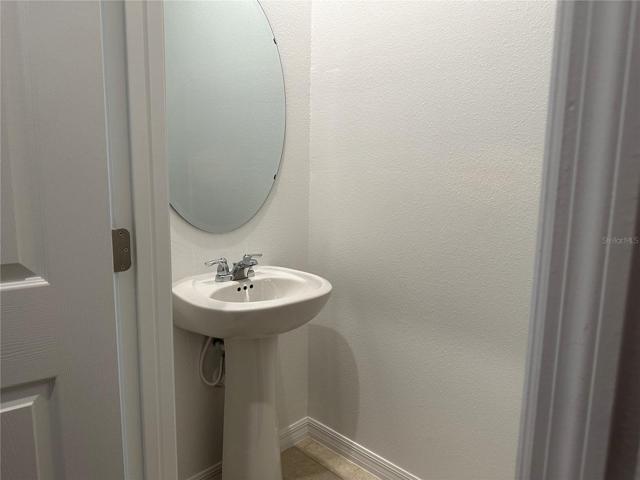 1170
