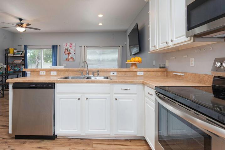 All new appliances!