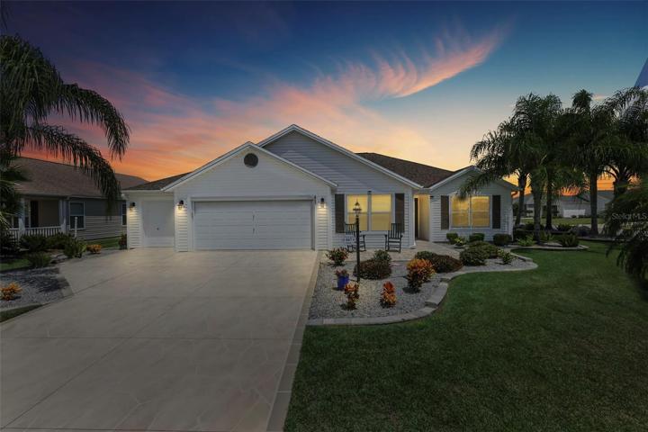 3/2 WISTERIA (JASMINE) W/ GOLF-CART GARAGE IN VILLAGE OF LABELLE!