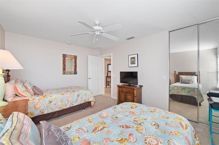 Guest bedroom