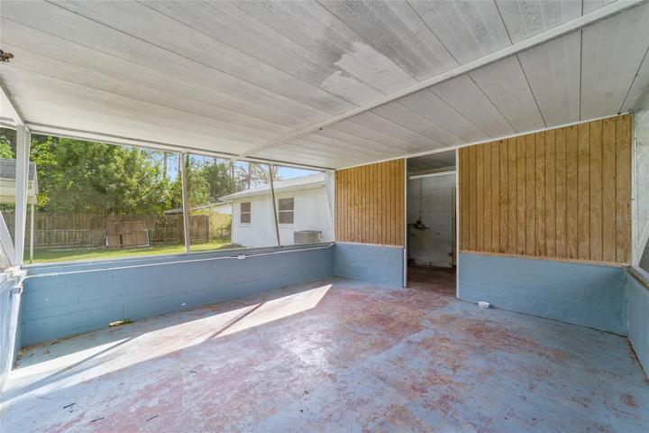 screened patio