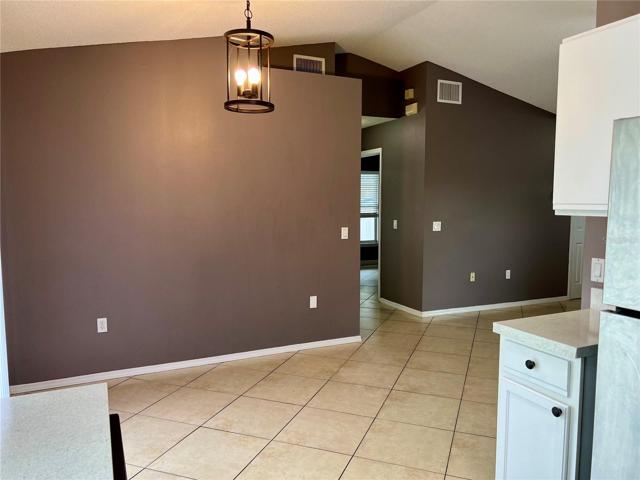 Dining/Kitchen