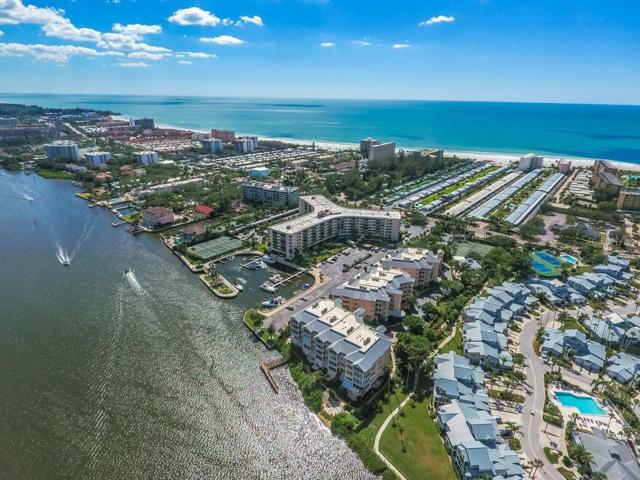 Beach & Boating lifestyle in paradise