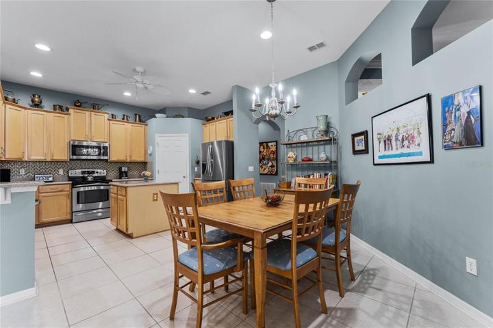 Kitchen with Eat-in Area