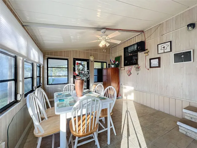 Florida room