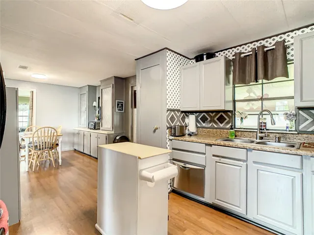 Double sink and economy dishwasher