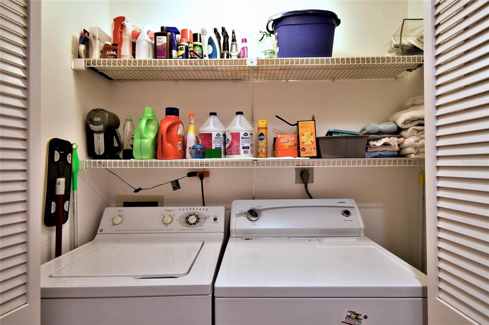 Closet laundry