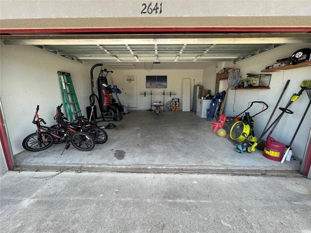 SPACIOUS GARAGE