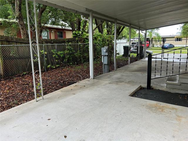 Carport