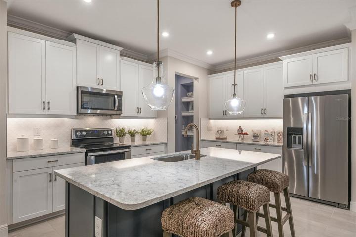 Model Island with Breakfast Bar