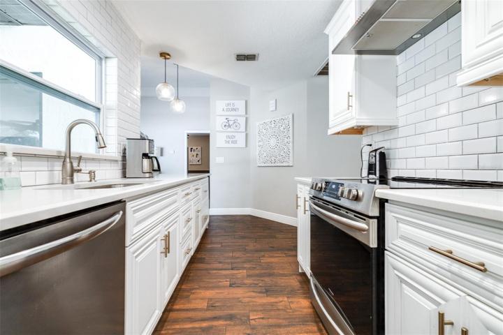 white subway tile backsplash