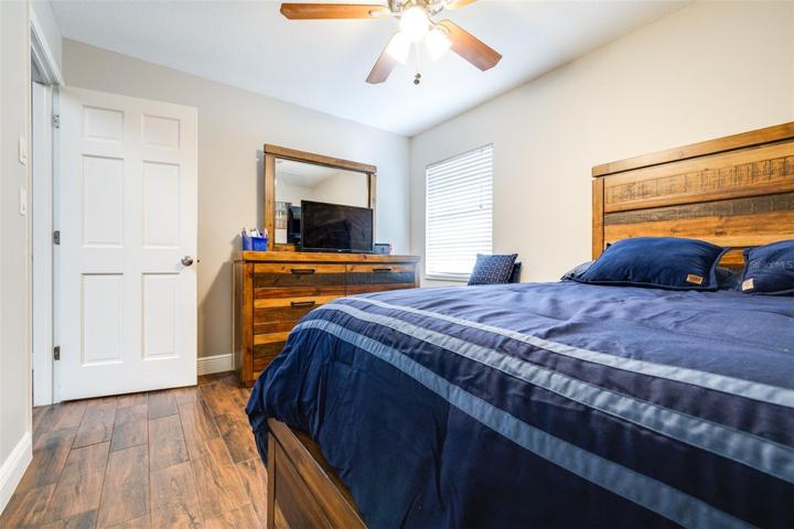 bedroom 3large enough for queen bed!