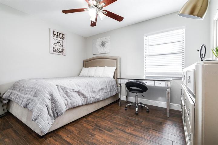 bedroom 4, large enough for queen bed