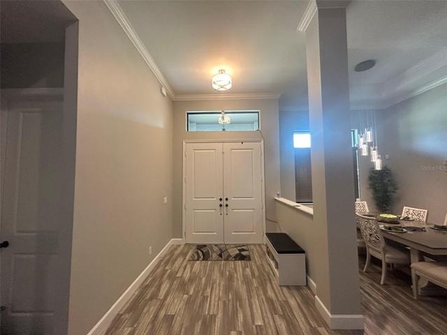 FOYER