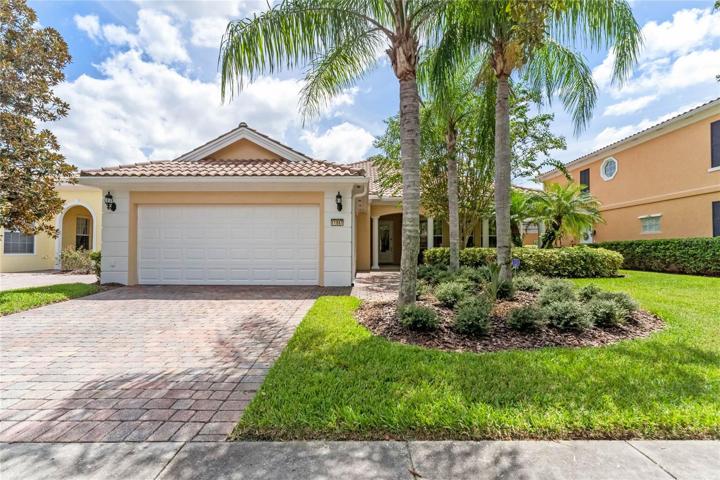 This gorgeous single story POOL HOME delivers 4-bedrooms, 3-full bathrooms +, a private backyard with CONSERVATION VIEWS, REMODELED KITCHEN and an array of fantastic AMENITIES!