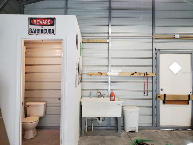 Water/Bathroom