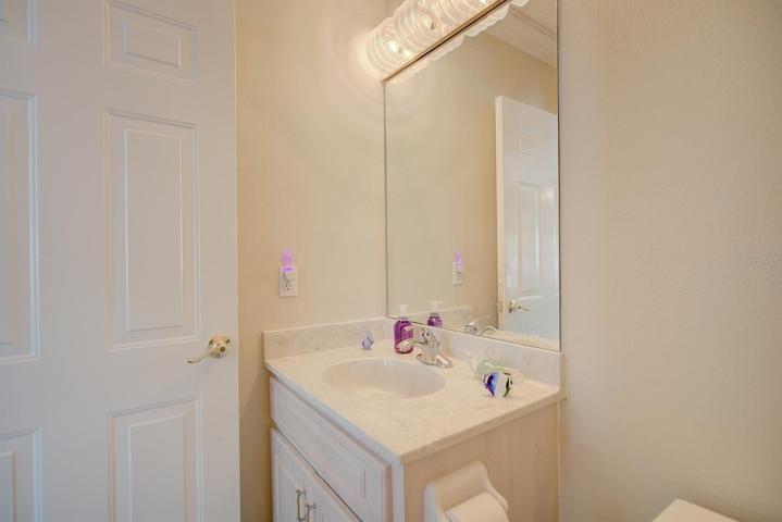 Half bath off the Florida room