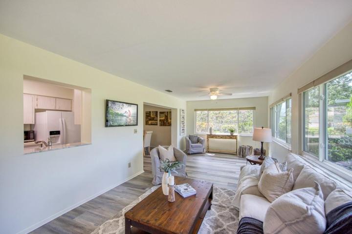 Large family room for entertaining or being cozy~
