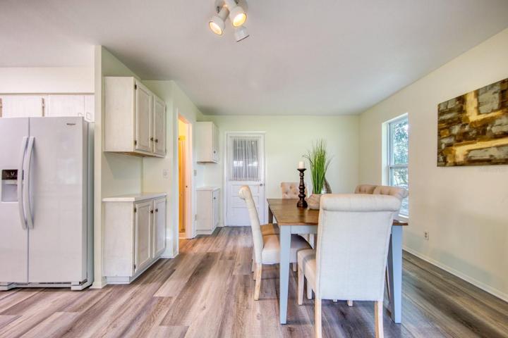 Expanded kitchen cabinet storage~