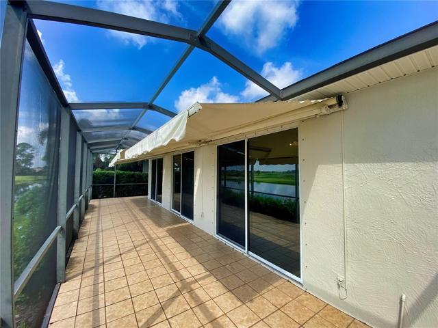 Sunsetter Shade on Tiled Birdcage