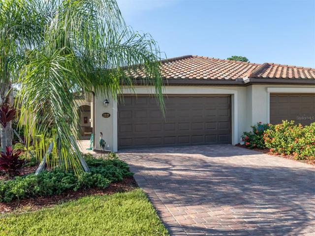 Nice 2-Car Garage