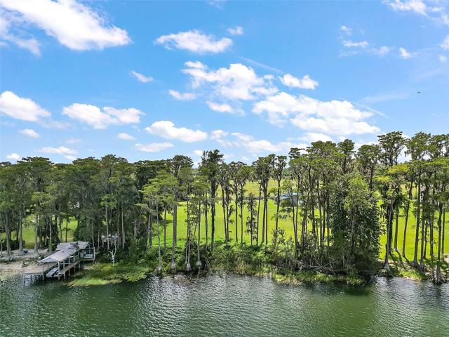 Build your water front dream home!