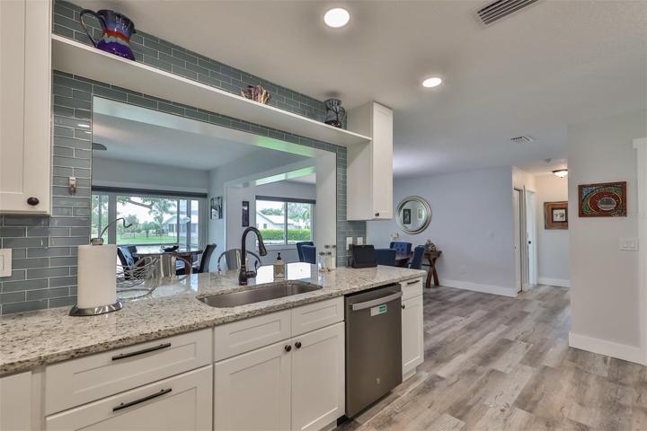 Center Open Kitchen