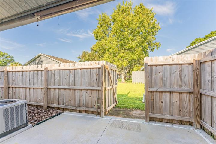 Rear Fenced Patio