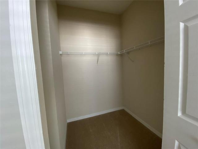 Walk In Closet