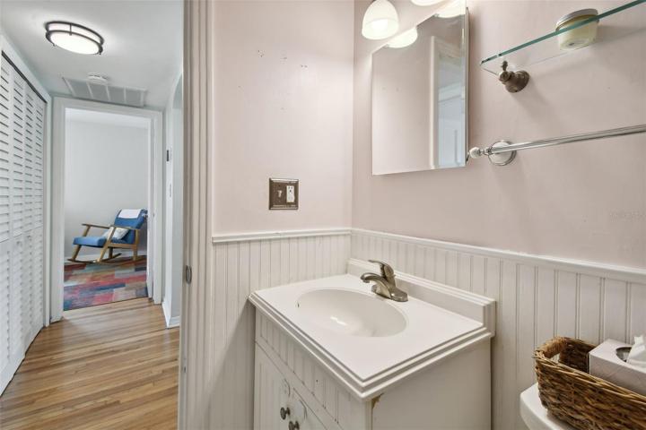 Guest bathroom and guest bedroom 2