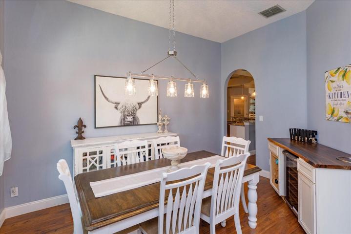 15' x 11' formal dining room