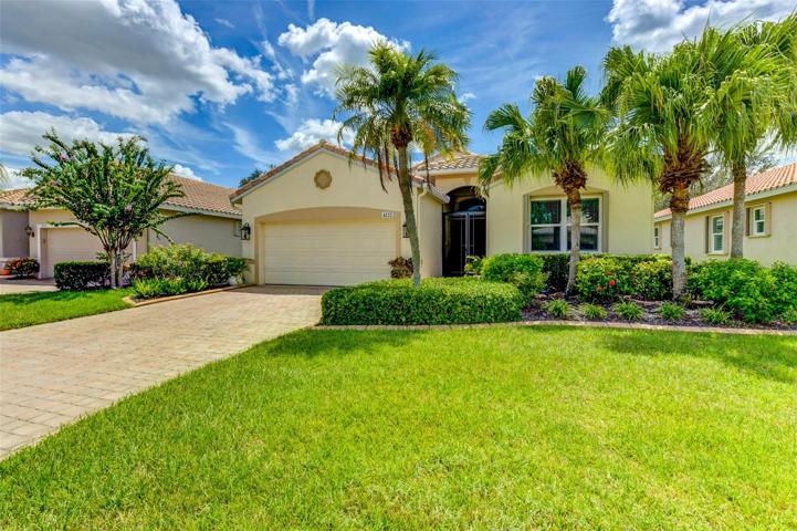 Come in to 4222 65th Place E in Cascades at Sarasota