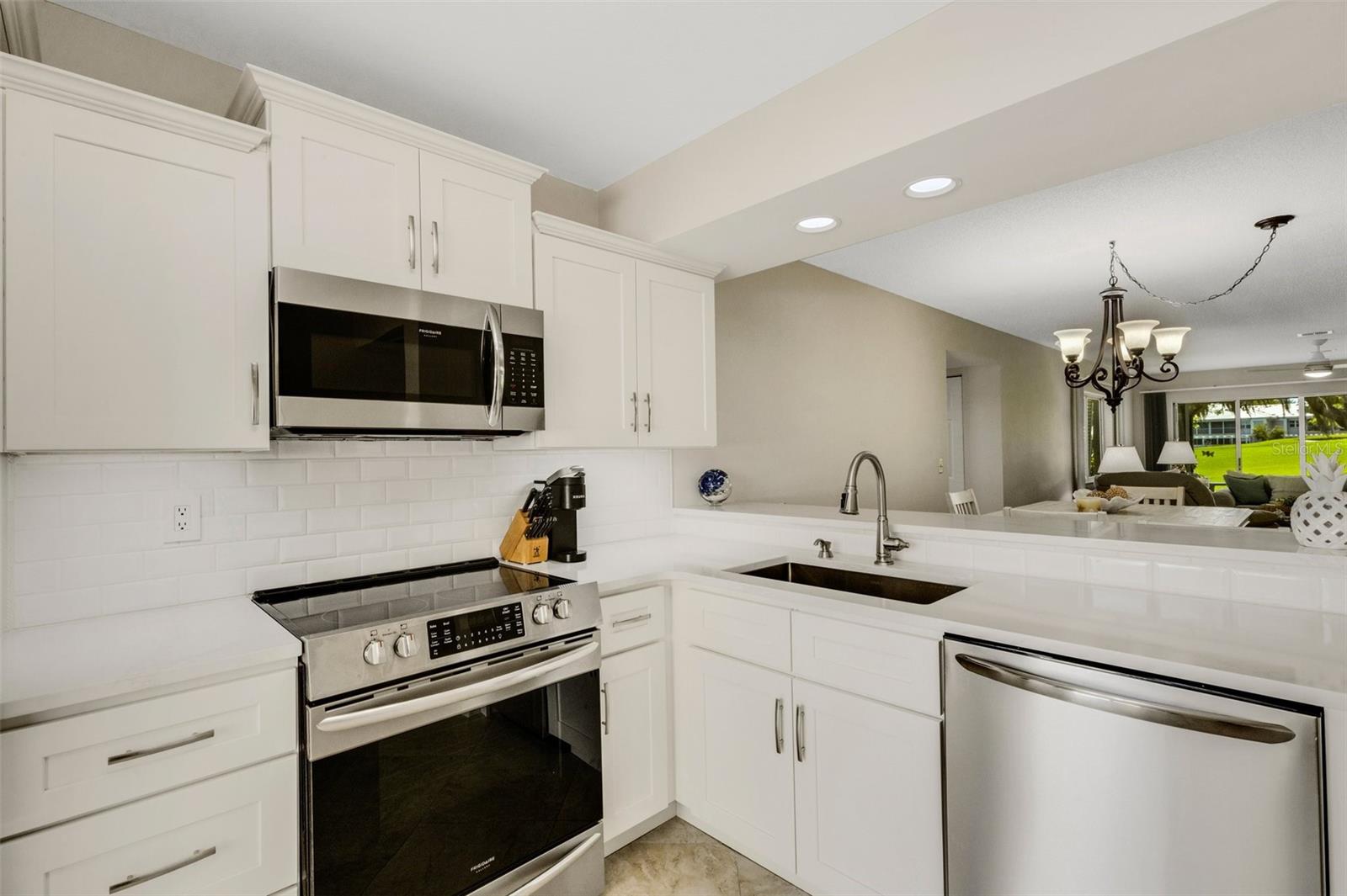 CLEAN LINES AND CRISP WHITE SUBWAY TILE